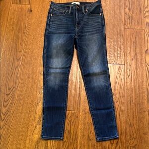 Madewell 10” high rise Skinny Jeans Classic Style‎